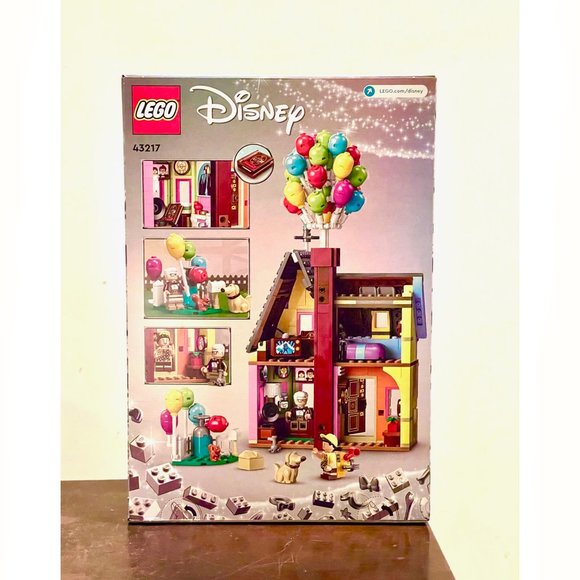 LEGO Disney Pixar ‘Up’ House 43217 Disney 100 Celebration Building NIB in Hand - Picture 7 of 16